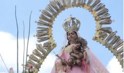 День Девы Марии Розария в Гватемале